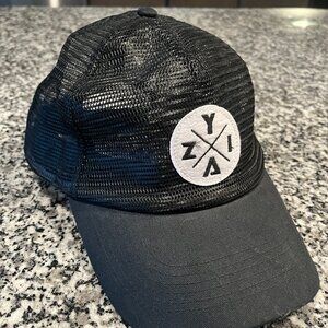 Zyia Baseball Hat Black Mesh Snapback Cap Graphic Logo Active Outdoor